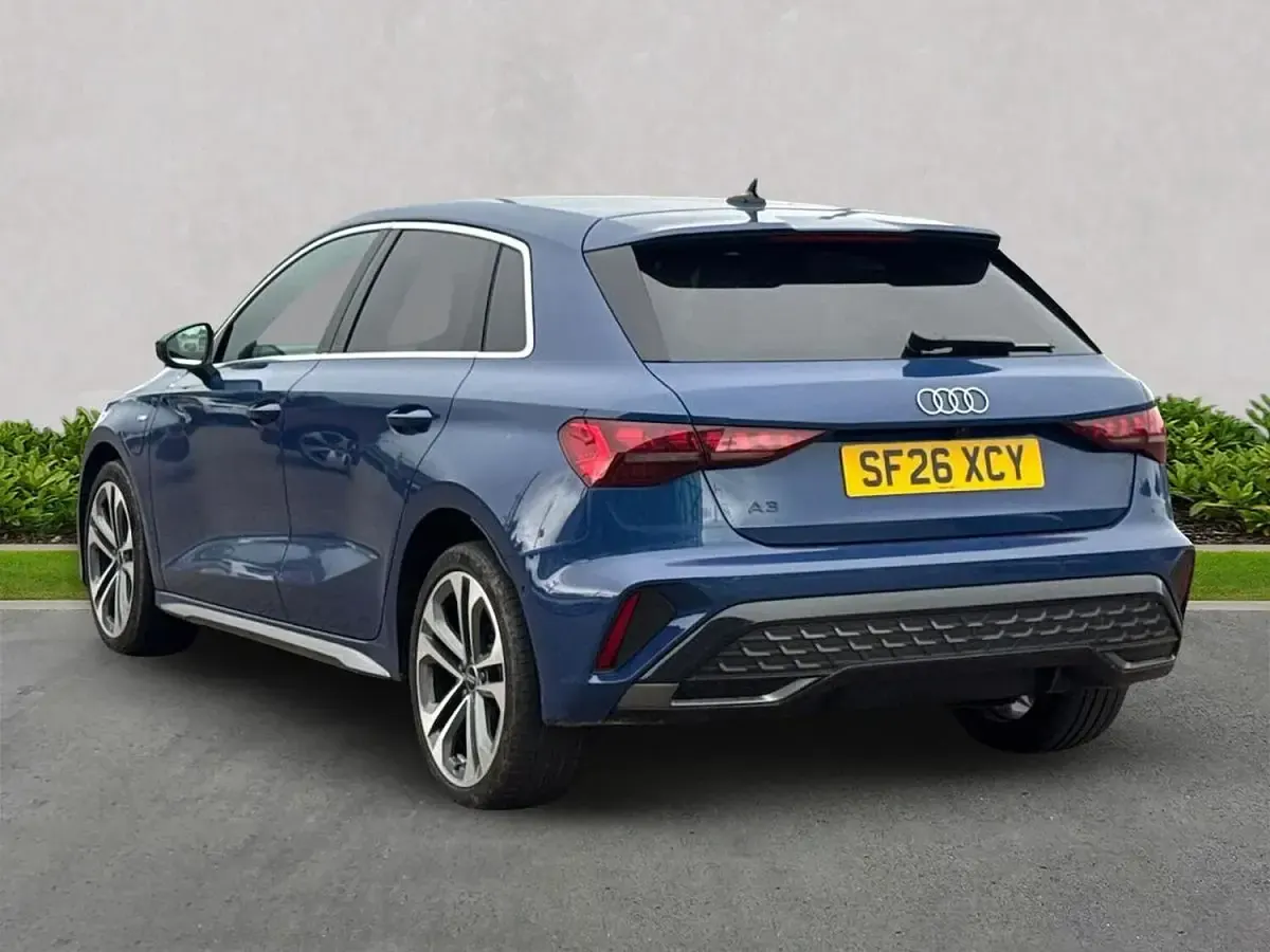Used Audi A3 Sportback S-Line 204 HP (150 kW) 2026 Blue Hatchback