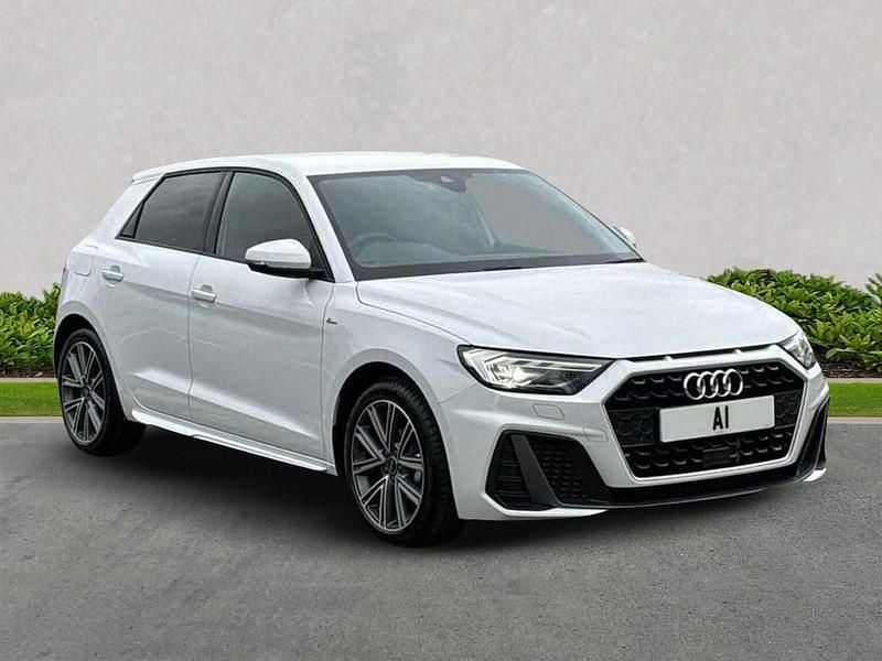 Used Audi A1 S-Line 95 HP (69 kW) 2025 White SUV