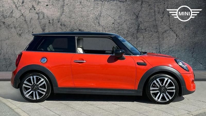 Usado Mini Cooper S Exclusive 189 HP (139 kW) 2019 Laranja Citadino