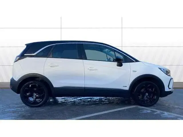 Used Vauxhall Crossland 110 HP (80 kW) 2021 White SUV