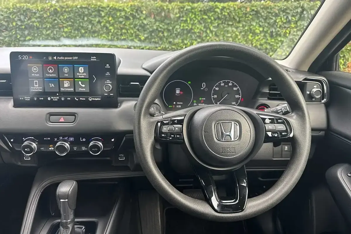 Used Honda HR-V Elegance 131 HP (96 kW) 2023 Crystal black SUV