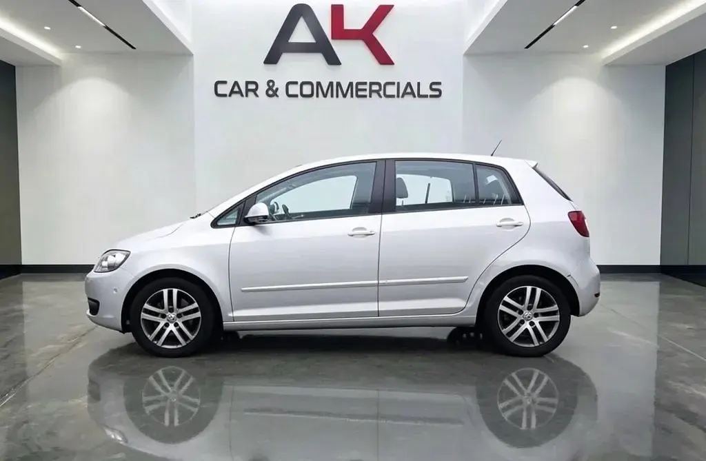 Used VW Golf VI SE 105 HP (77 kW) 2010 Silver Hatchback