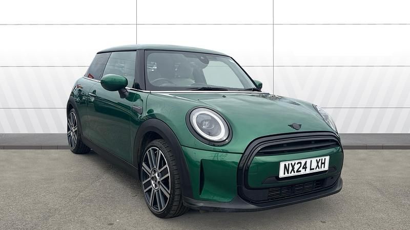 Used Mini Cooper Exclusive 156 HP (114 kW) 2024 Green Hatchback