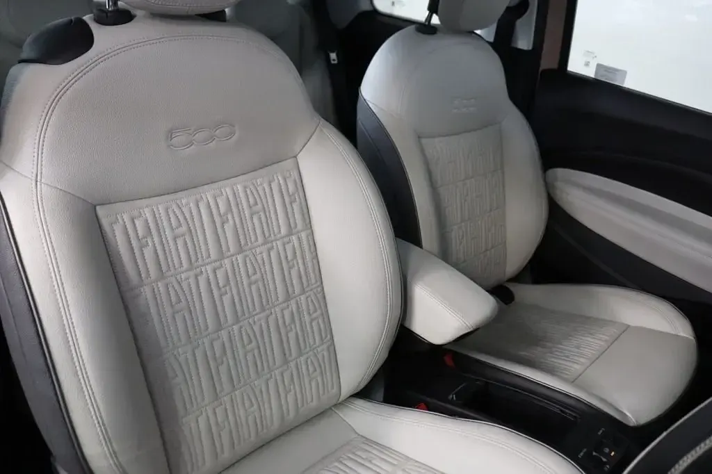 Used Fiat 500e La Prima 86 kW (118 HP) 2023 Gold Hatchback