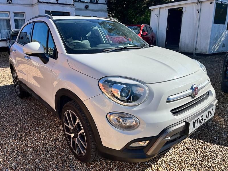 Used Fiat 500X Cross Plus 120 HP (88 kW) 2016 White SUV