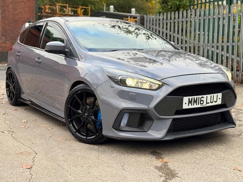 Grey Used 2016 Ford Focus RS Hatchback | £18,495 (Good price) - Image 1/4