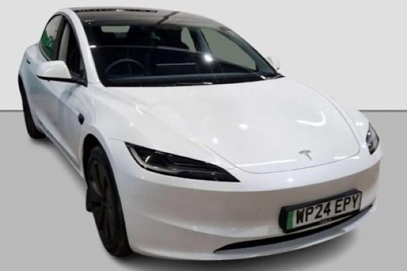 Used Tesla Model 3 RWD 11 kW (15 HP) 2024 Sedan