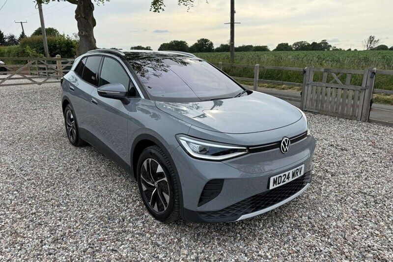 Used 2024 VW ID.4 Pro SUV | £25,695 (Good price) - Image 1/1