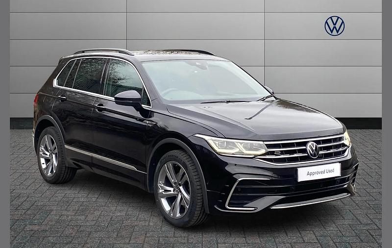Used VW Tiguan R-line Edition 147 HP (108 kW) 2023 Black SUV