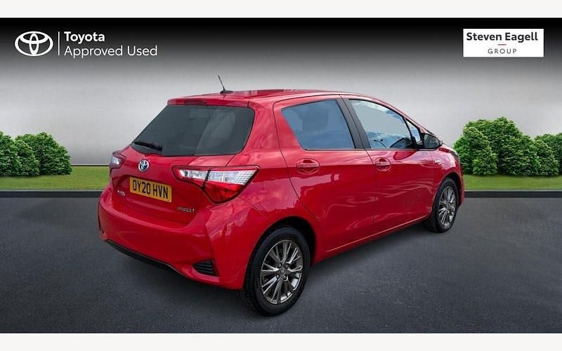 Used Toyota Yaris Hybrid 101 HP (74 kW) 2020 Hatchback
