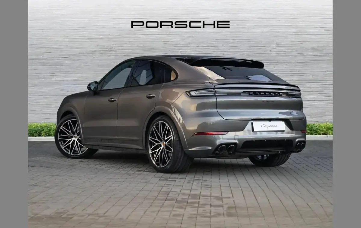 Used Porsche Cayenne Black Edition 348 HP (255 kW) 2026 Grey SUV