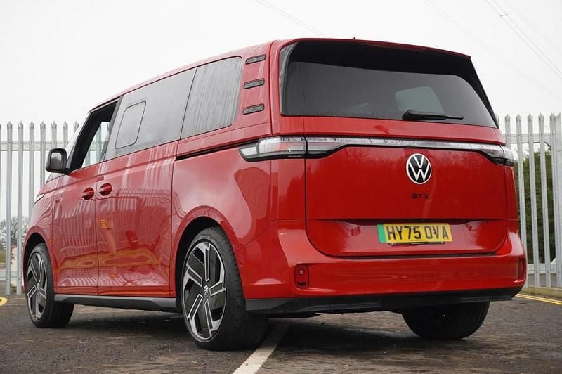 Usado VW ID. Buzz GTX 250 kW (340 HP) 2025 Vermelho Monovolume