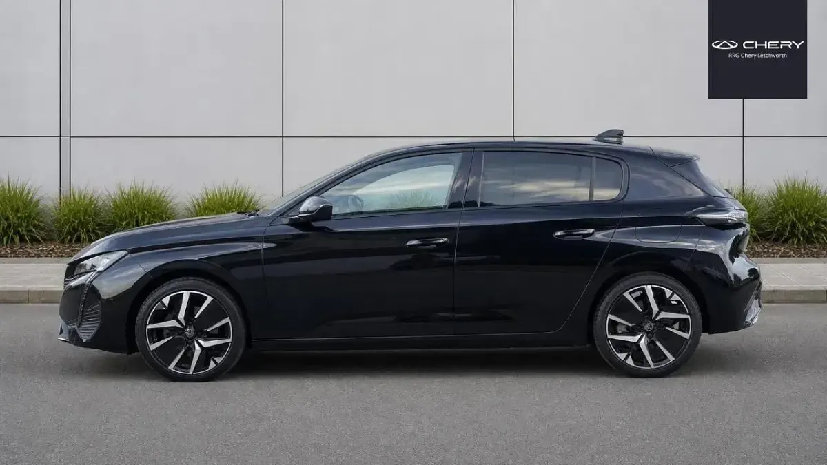 Used Peugeot 208 GT 99 HP (72 kW) 2024 Black Hatchback