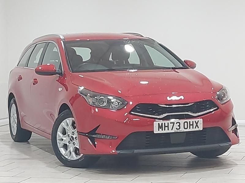 Used Kia Ceed 158 HP (116 kW) 2024 Red Hatchback