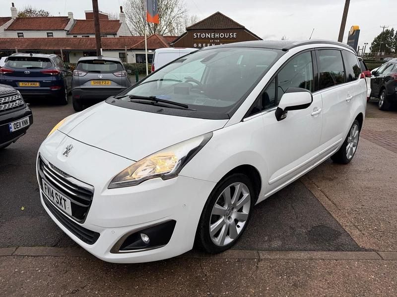 White Used 2014 Peugeot 5008 Allure MPV | £3,495 (Fair price) - Image 1/4