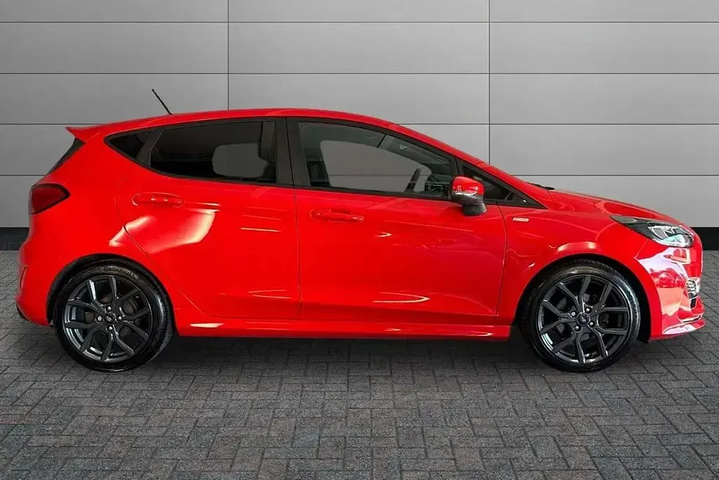 Used Ford Fiesta ST-Line 123 HP (90 kW) 2023 Red Hatchback