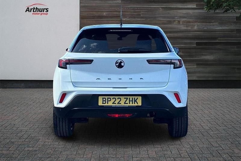 White Used 2022 Vauxhall Mokka SRi SUV | £13,390 (Fair price) - Image 1/4