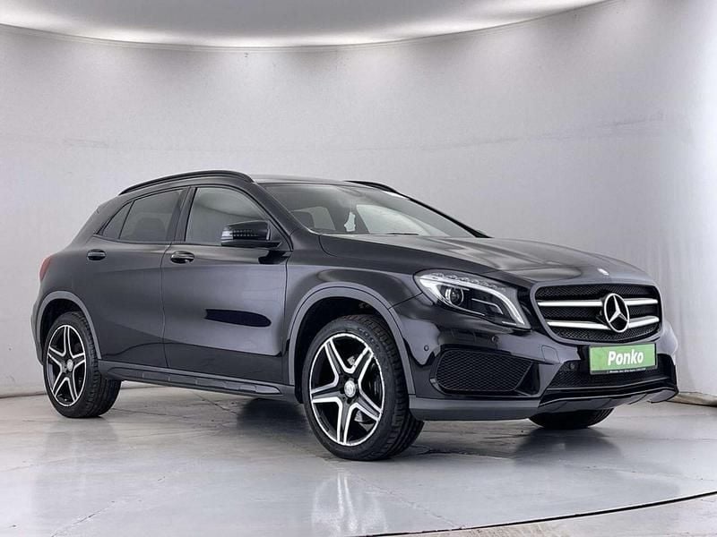 Purple Used 2015 Mercedes GLA220 AMG line SUV | £12,290 (Fair price) - Image 1/3