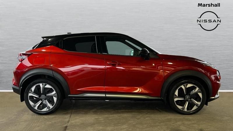 Used Nissan Juke Tekna+ 143 HP (105 kW) 2025 Two tone pearl  fuji sunset red with solid black  SUV