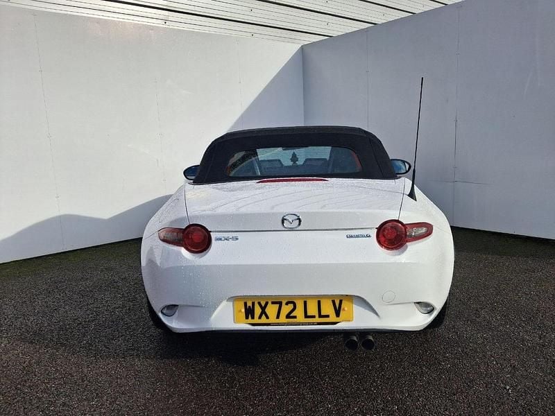 Used Mazda MX5 130 HP (95 kW) 2022 White Cabriolet