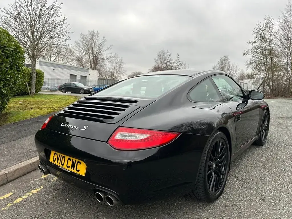 Used Porsche 911S 385 HP (283 kW) 2010 Black Coupe
