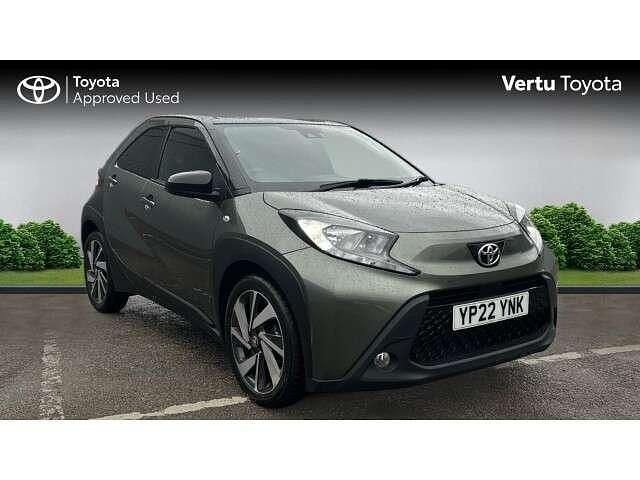 Green Used 2022 Toyota Aygo Hatchback | £12,329 (Fair price) - Image 1/4