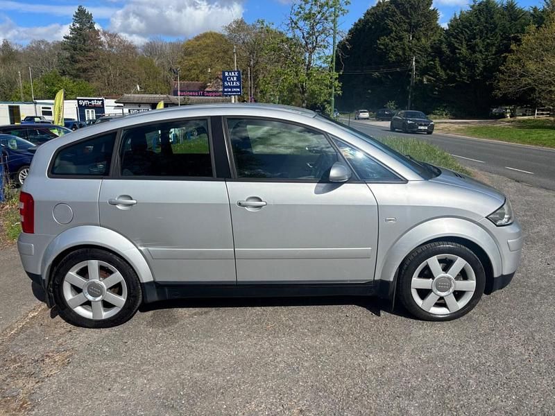 Usado Audi A2 75 CV (55 kW) 2002 Plateado Utilitario