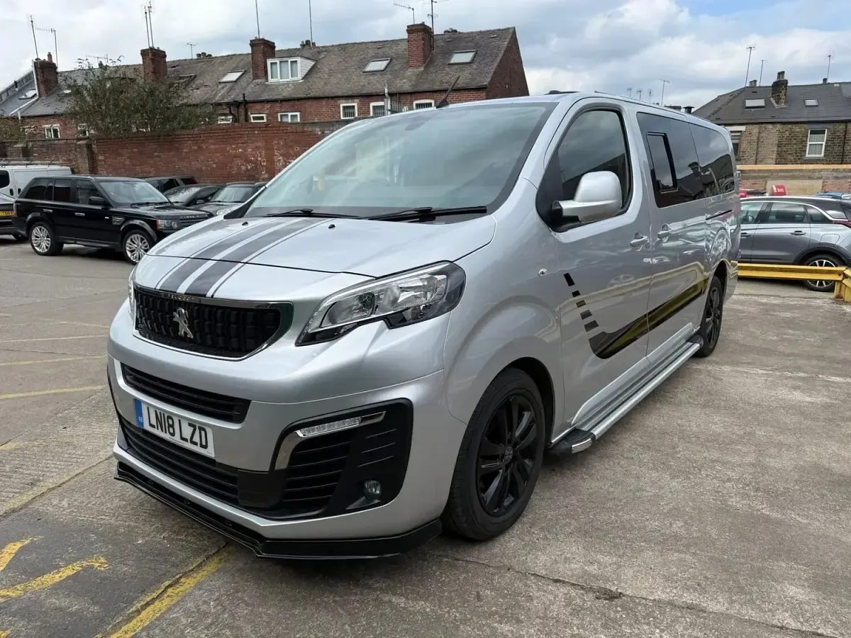 Used Peugeot Expert 2018 Silver Van