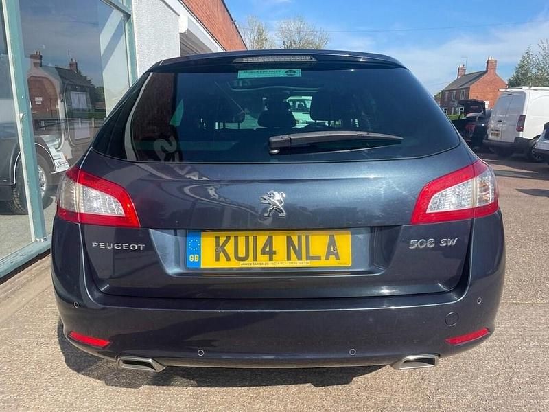 Used Peugeot 508 SW GT 200 HP (147 kW) 2014 Blue Estate