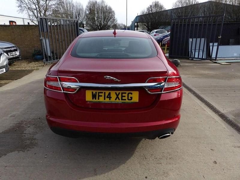 Used Jaguar XF R-Sport 200 HP (147 kW) 2014 Red Sedan