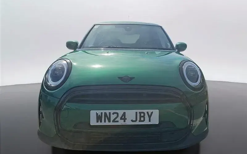 Used Mini Cooper Exclusive 136 HP (100 kW) 2022 Hatchback
