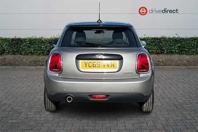 Used Mini Cooper Classic 136 HP (100 kW) 2019 Silver Hatchback