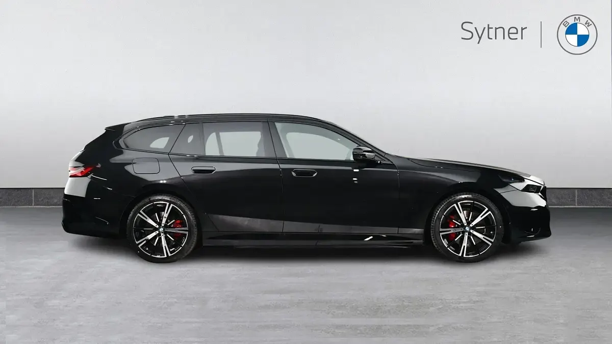 Used BMW 530e M Sport 295 HP (216 kW) 2026 Black Estate