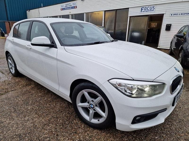White Used 2015 BMW 116 Efficient Dynamics Hatchback | £5,995 (Good price) - Image 1/4