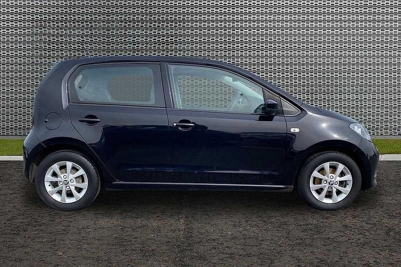 Used Skoda Citigo 44 HP (32 kW) 2019 Deep black pearlescent Hatchback