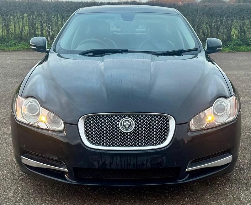 Used Jaguar XF Luxury 2010 Black Sedan