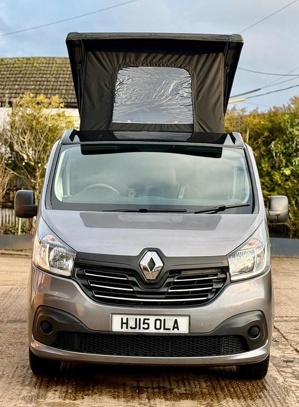 Usado Renault Trafic Business 2015 Cinzento Monovolume