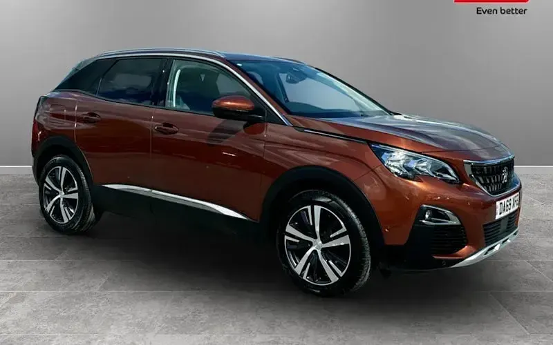 Usado Peugeot 3008 Allure 131 HP (96 kW) 2020 SUV