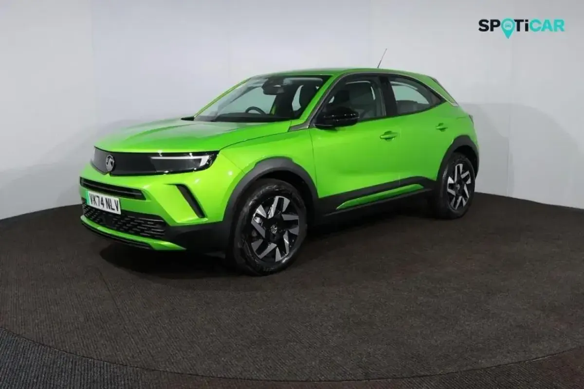 Usata Vauxhall Mokka Design Edition 100 kW (136 CV) 2024 Verde SUV
