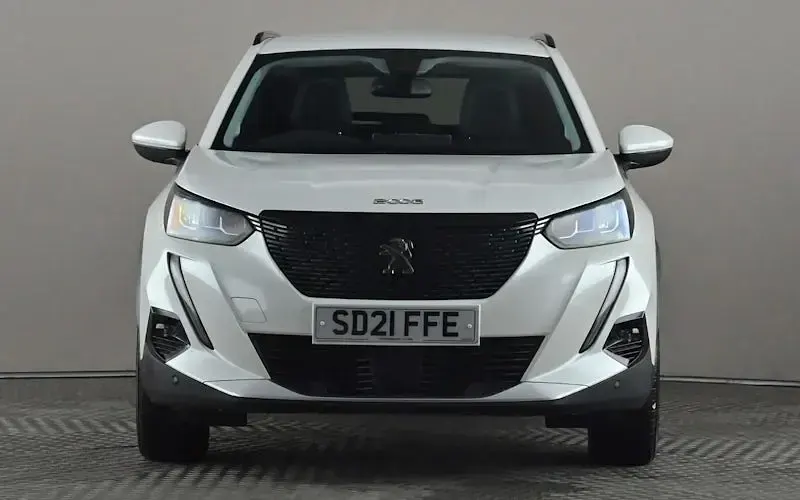 Used Peugeot 2008 Allure Premium 131 HP (96 kW) 2022 SUV