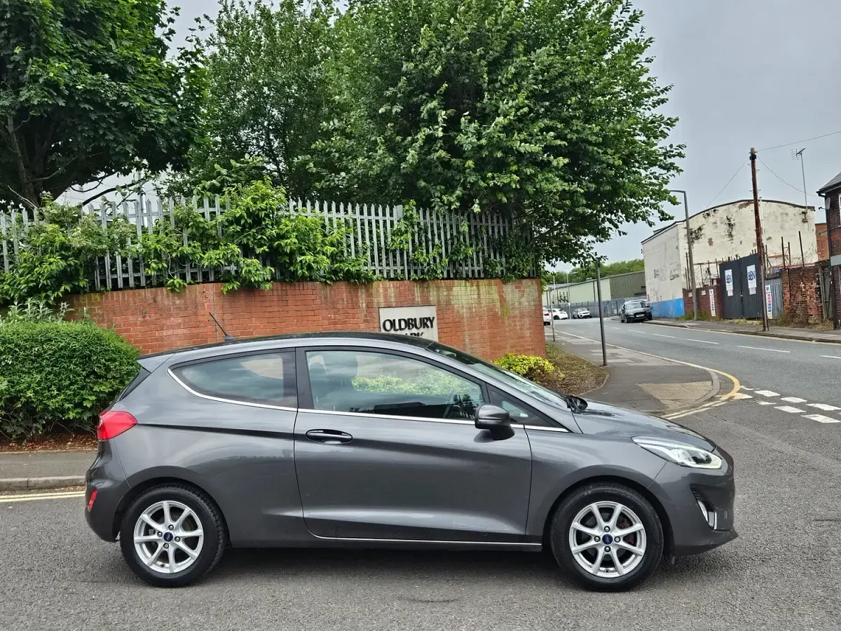 Used Ford Fiesta Zetec 2018 Grey Hatchback