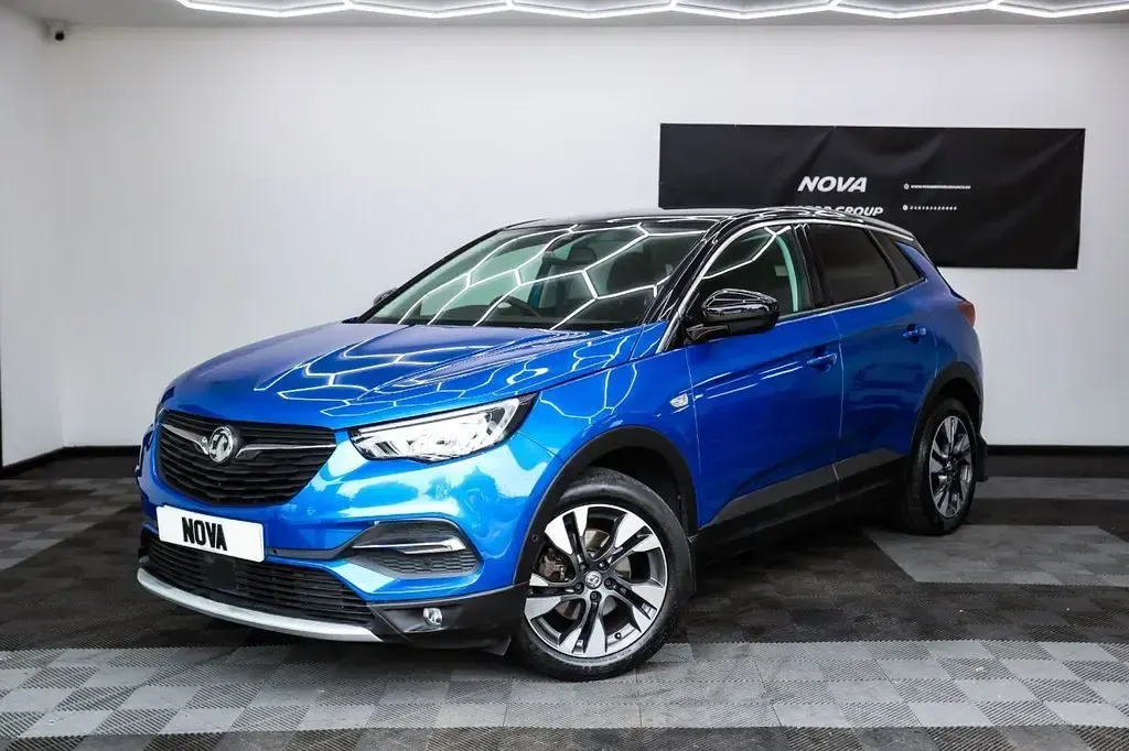 Used Vauxhall Grandland X SRi 130 HP (95 kW) 2020 Blue SUV