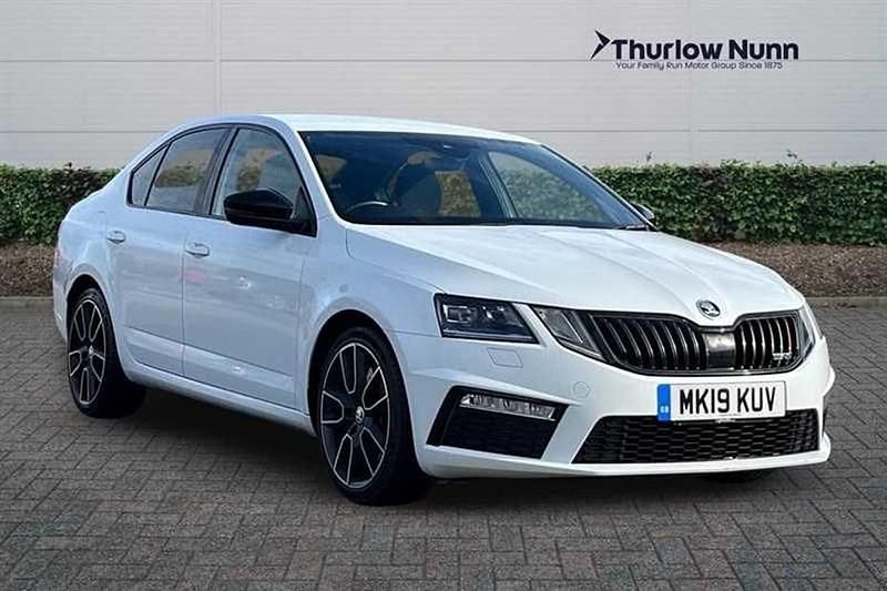 White Used 2019 Skoda Octavia vRS Hatchback | £13,638 (Super price) - Image 1/2