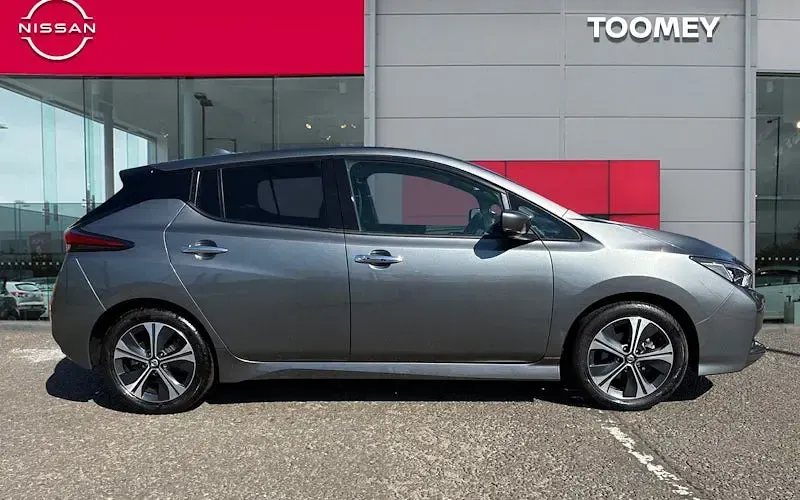 Used Nissan Leaf Tekna 110 kW (150 HP) 2022 Hatchback