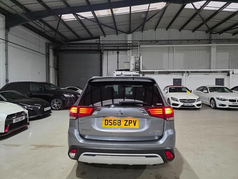 Used Mitsubishi Outlander P-HEV 2018 Grey SUV