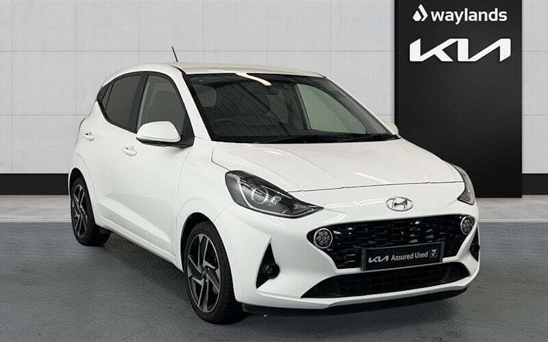 Used 2023 Hyundai i10 Premium Hatchback | £14,458 (Fair price) - Image 1/4