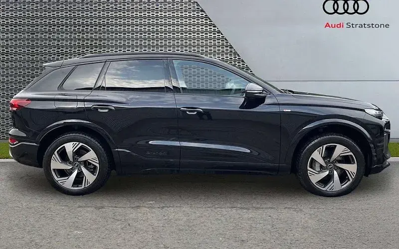Used Audi Q6 e-tron S-Line 185 kW (252 HP) 2026 SUV