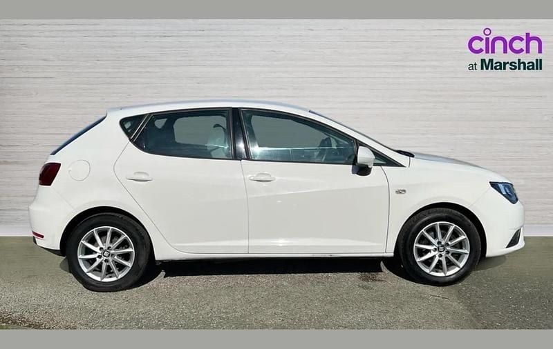 Used Seat Ibiza SE Technology 75 HP (55 kW) 2017 White Hatchback