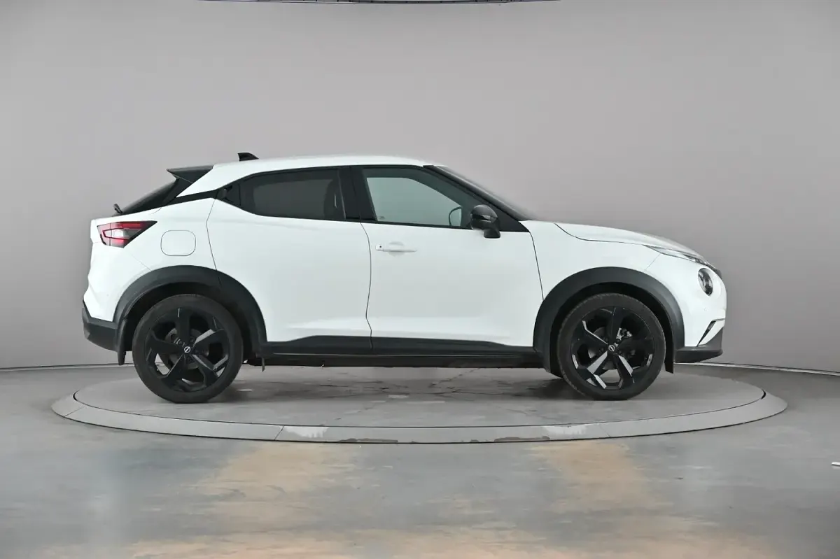 Used Nissan Juke Tekna 114 HP (83 kW) 2024 White SUV