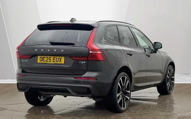 Used Volvo XC60 Ultra 455 HP (334 kW) 2024 Platinum grey SUV